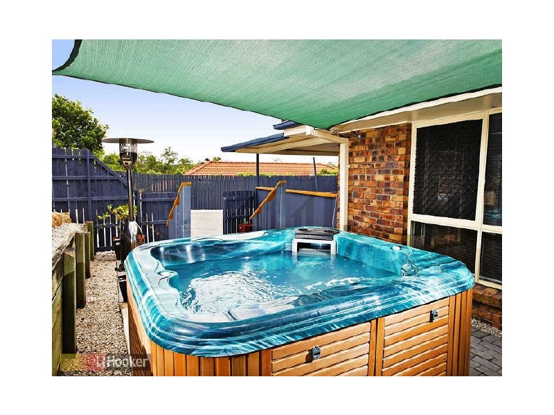 Eatons Hill QLD 4037