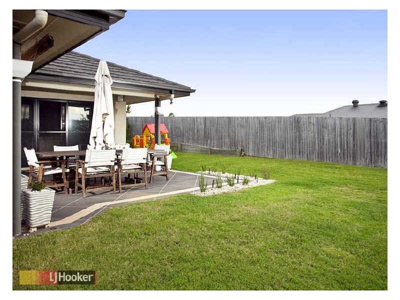 Eatons Hill QLD 4037