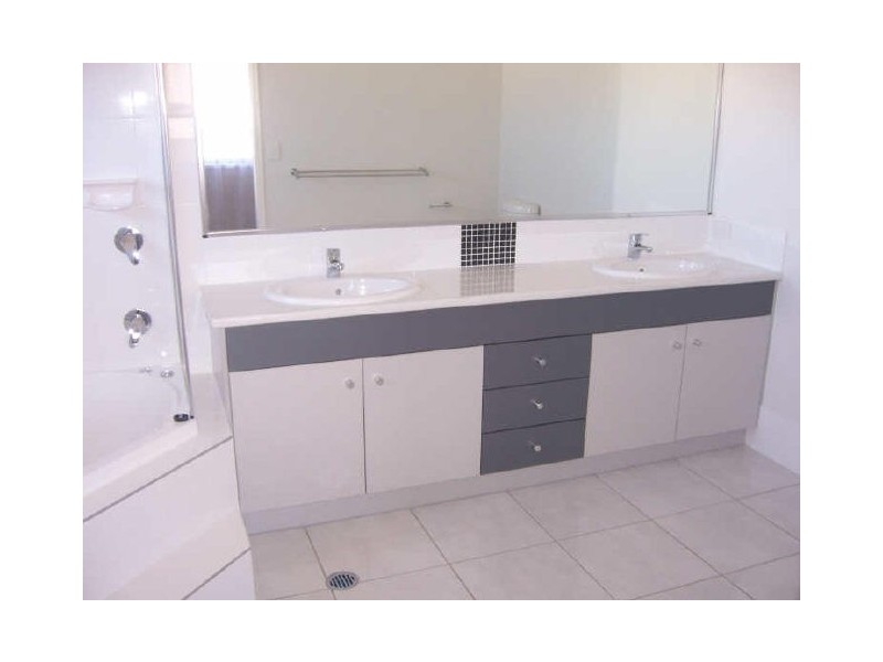 6 Pallas Parade, Warner QLD 4500