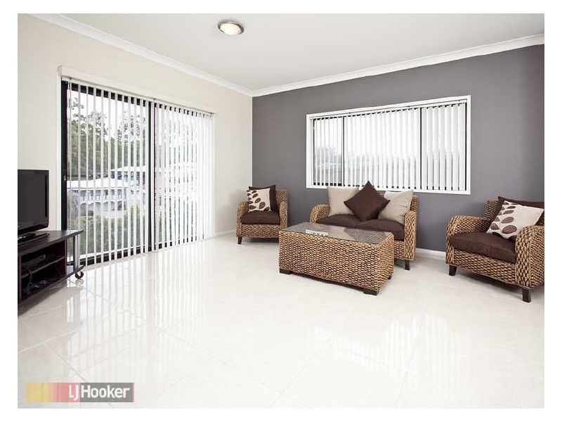 147 Saraband Drive, Eatons Hill QLD 4037