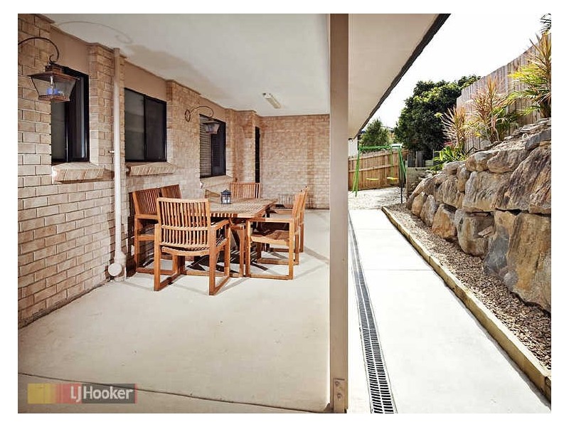 147 Saraband Drive, Eatons Hill QLD 4037