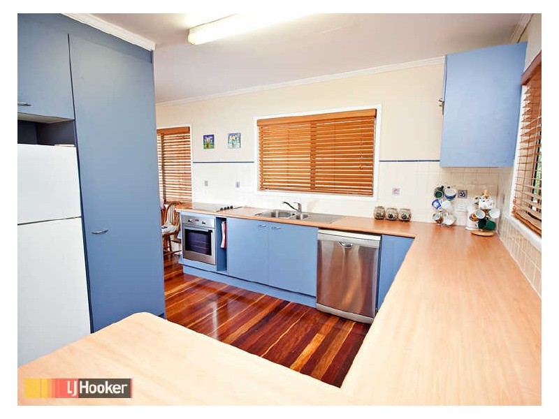 Arana Hills QLD 4054