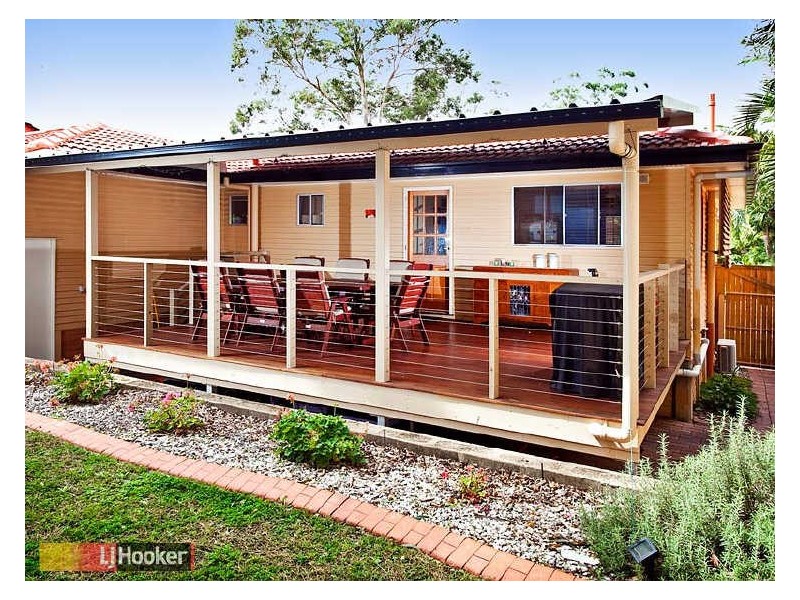 Arana Hills QLD 4054