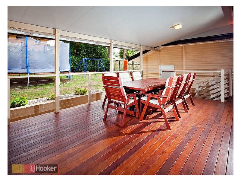 Arana Hills QLD 4054