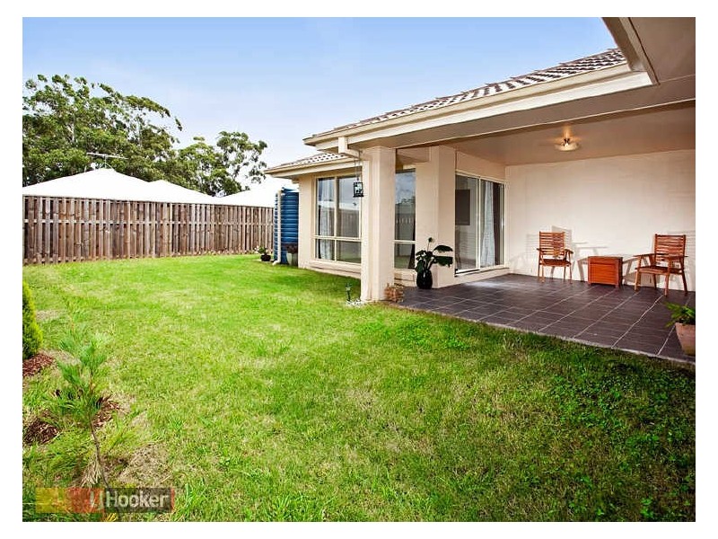 20 Crossing Road, Eatons Hill QLD 4037