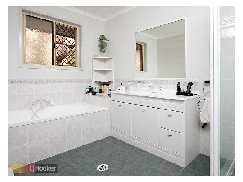 Bridgeman Downs QLD 4035