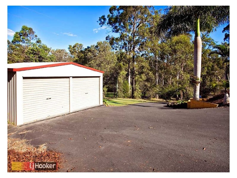 Eatons Hill QLD 4037