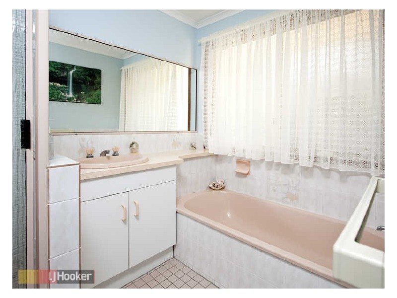 Eatons Hill QLD 4037