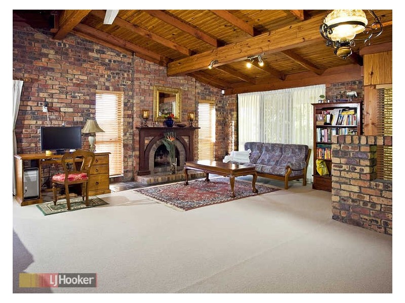 Eatons Hill QLD 4037