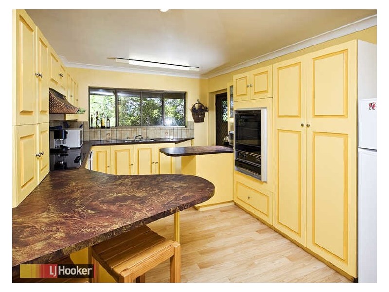 Eatons Hill QLD 4037