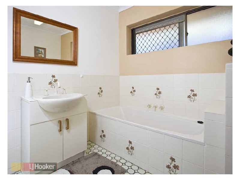 Eatons Hill QLD 4037