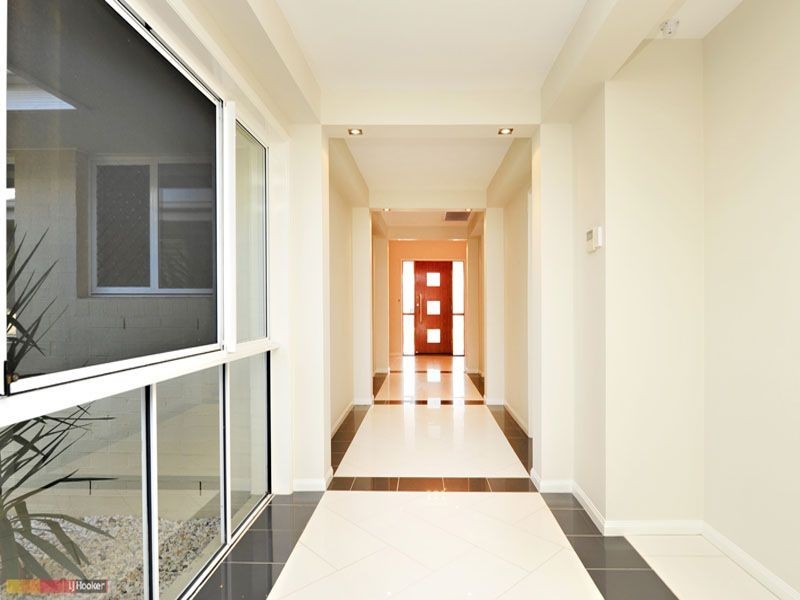 16 Pontiac Circuit, Warner QLD 4500