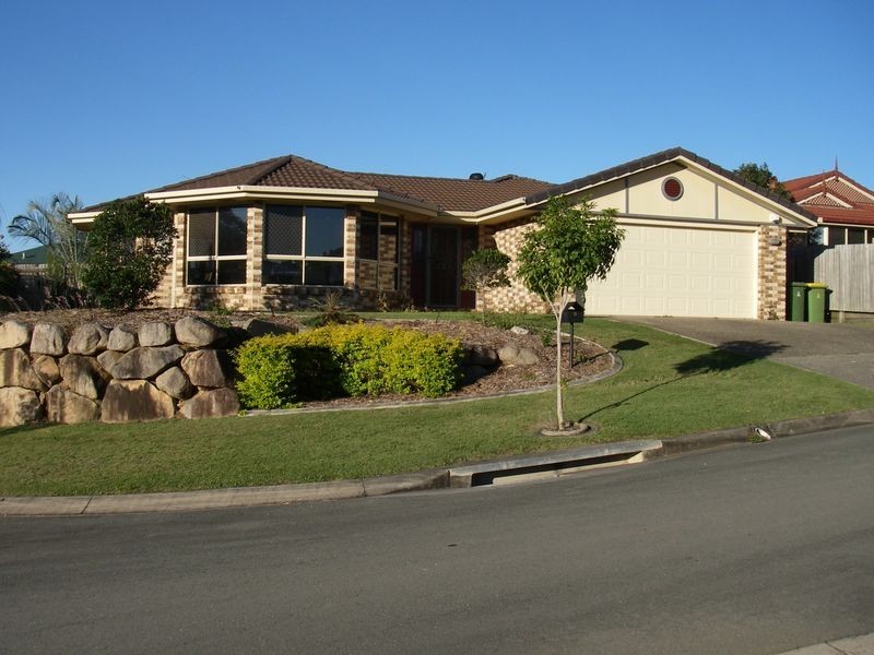 9 Handel Court, Eatons Hill QLD 4037