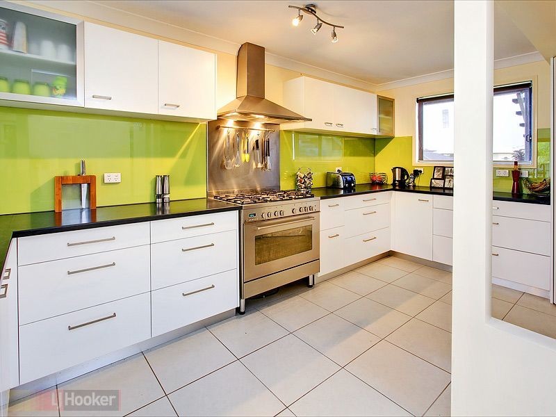 Eatons Hill QLD 4037