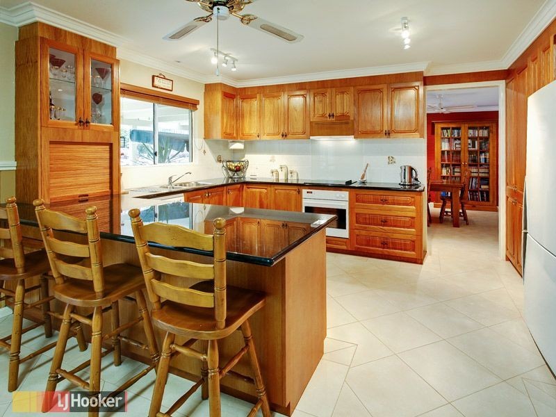 Eatons Hill QLD 4037