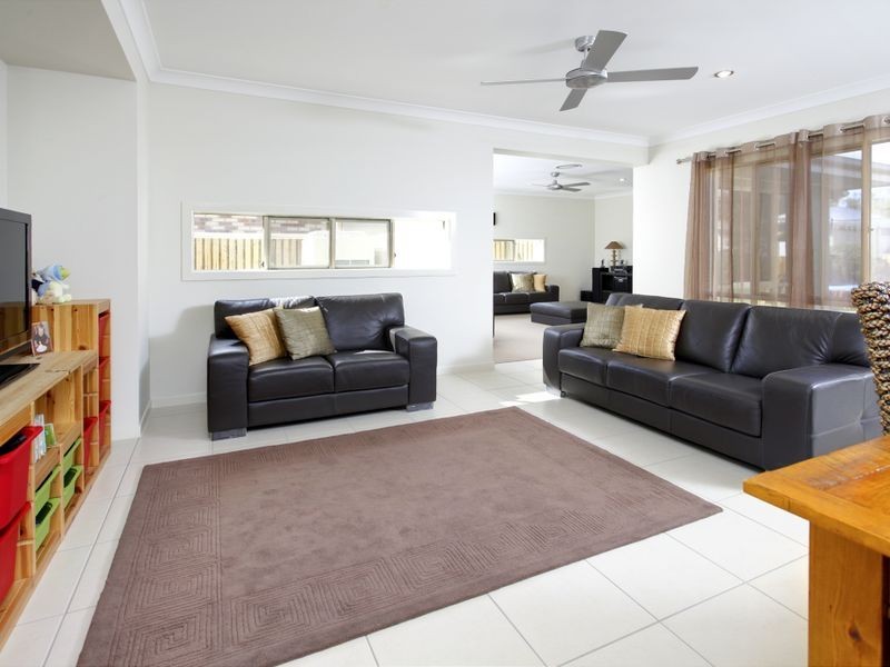 Eatons Hill QLD 4037