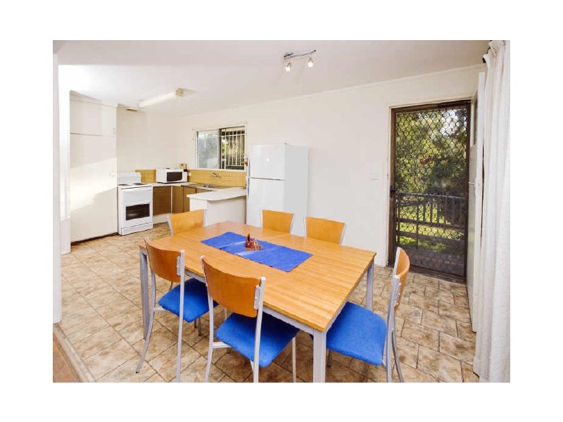 16 Cycas Street, Arana Hills QLD 4054