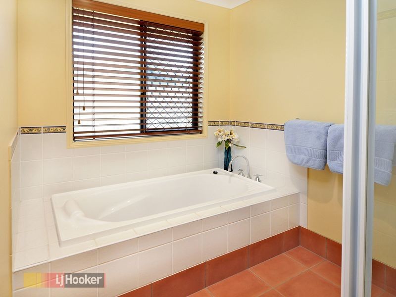 Eatons Hill QLD 4037