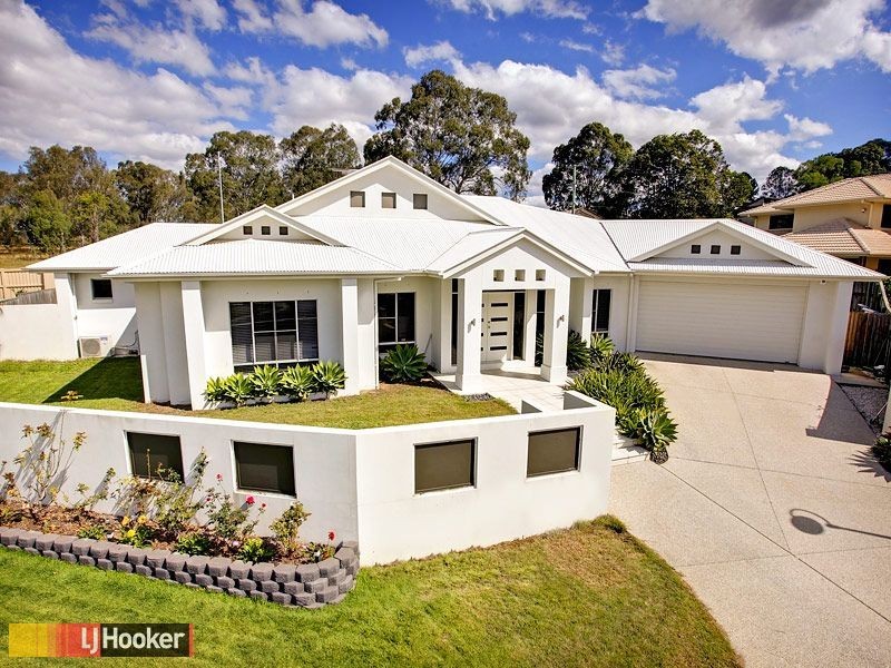 11 Sonienda Place, Bridgeman Downs QLD 4035