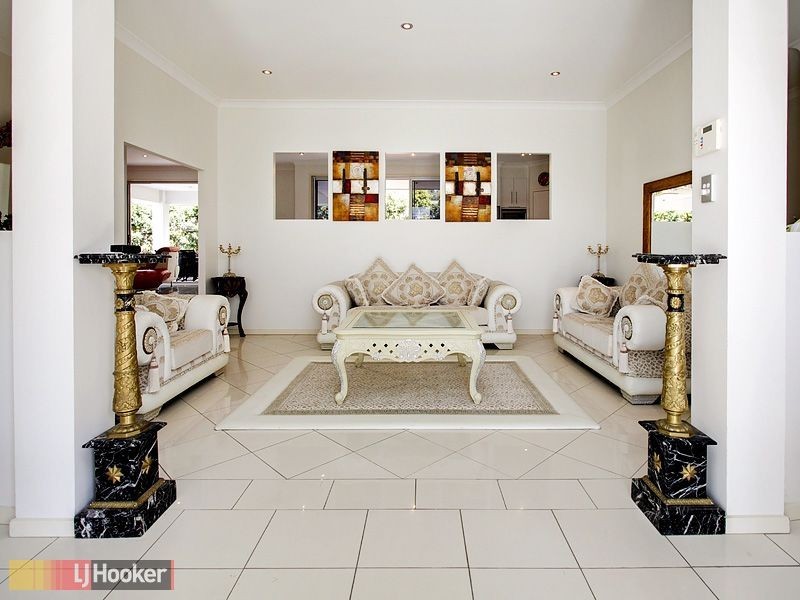 11 Sonienda Place, Bridgeman Downs QLD 4035