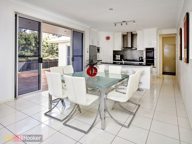 11 Sonienda Place, Bridgeman Downs QLD 4035