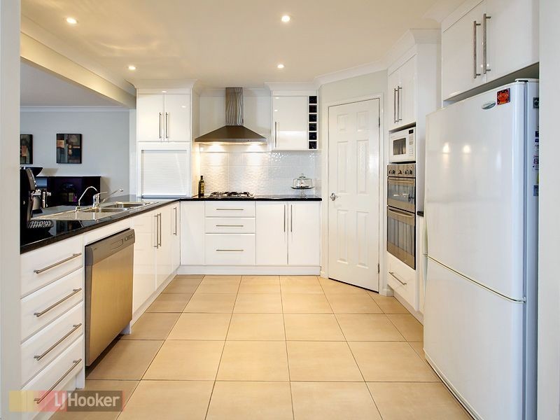 Eatons Hill QLD 4037