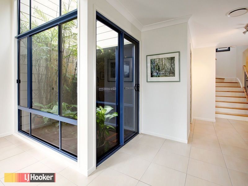 Eatons Hill QLD 4037