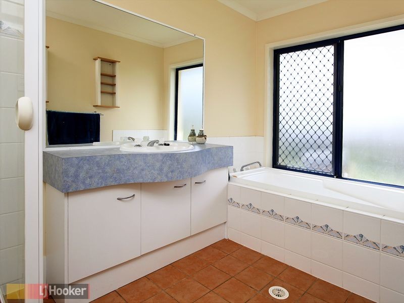 Eatons Hill QLD 4037