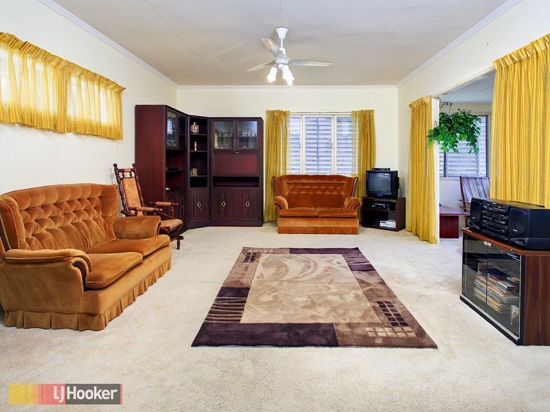 Arana Hills QLD 4054