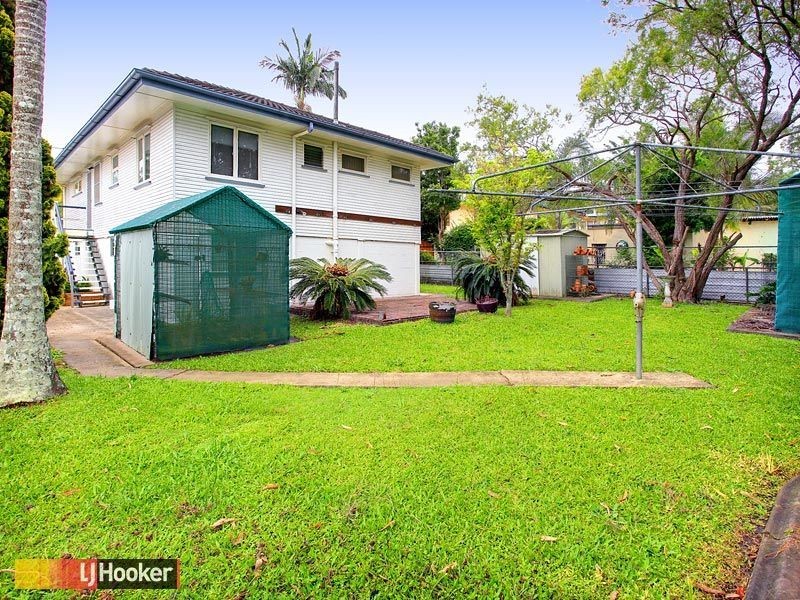 Arana Hills QLD 4054