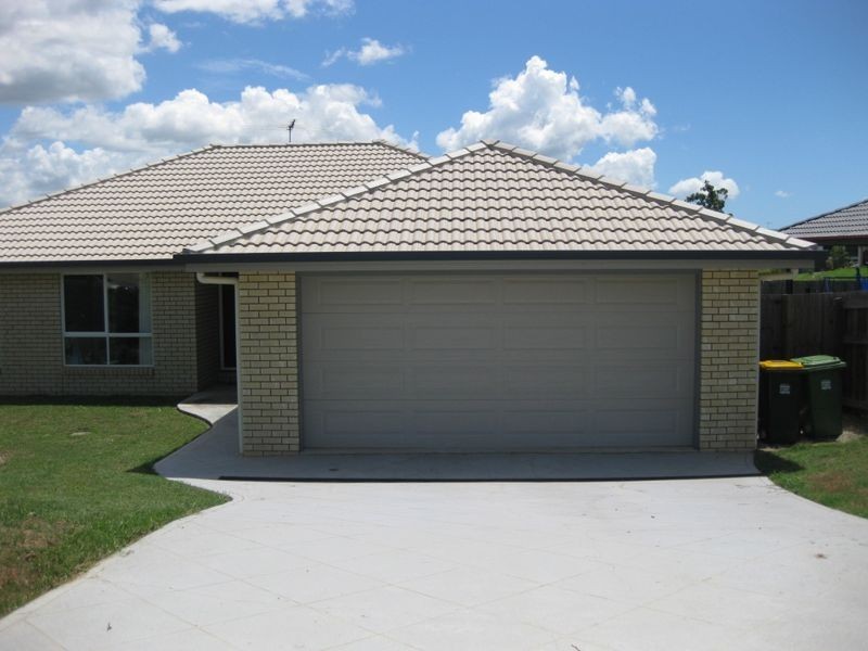 10 Lennon Boulevard, Narangba QLD 4504