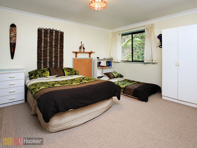 14 Buranda Road, Clear Mountain QLD 4500