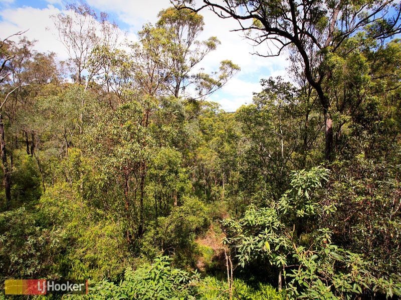 14 Buranda Road, Clear Mountain QLD 4500