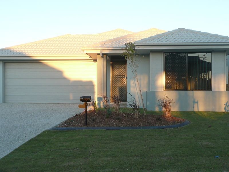 20 Edwards Close, North Lakes QLD 4509