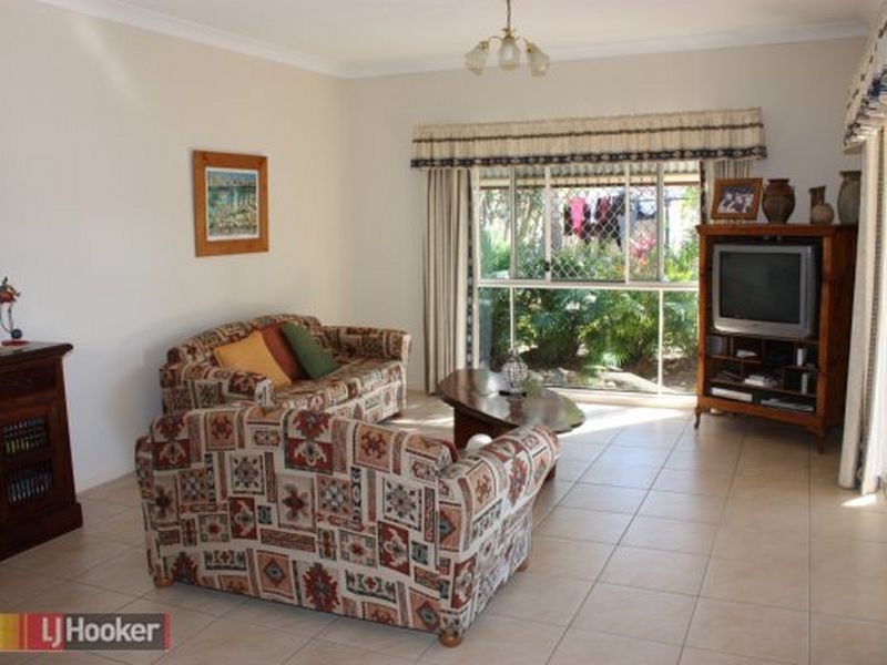 20 Bauple Street, Albany Creek QLD 4035