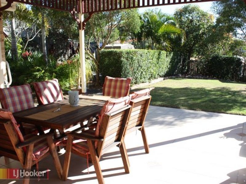 20 Bauple Street, Albany Creek QLD 4035