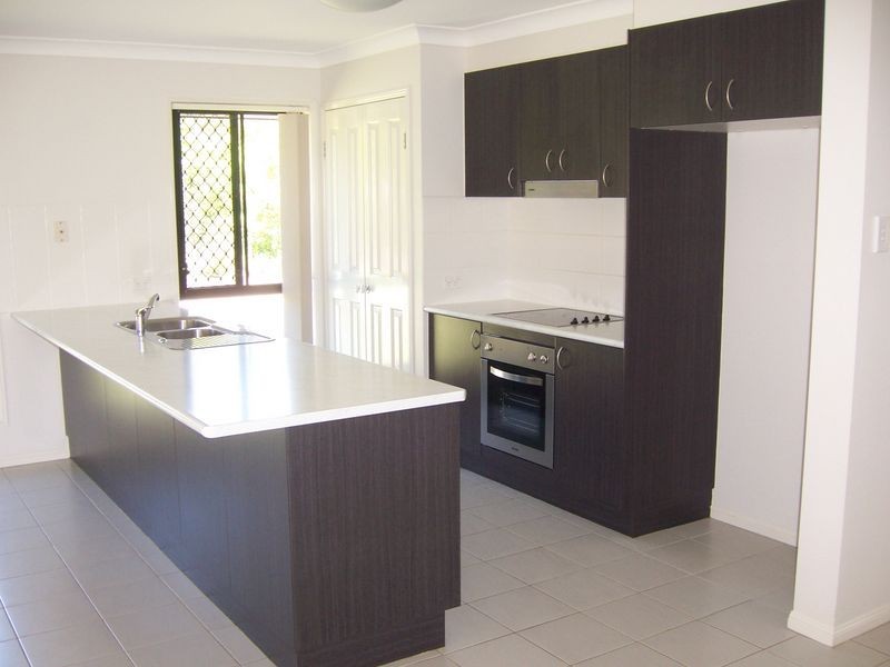 2 Shallows Court, Eatons Hill QLD 4037