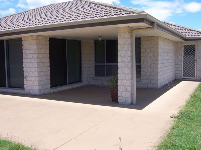 10 Bolte Crescent, Kallangur QLD 4503