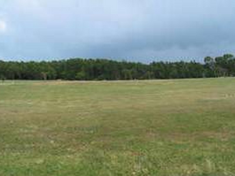 32 Bisdee Street, Coral Cove QLD 4670