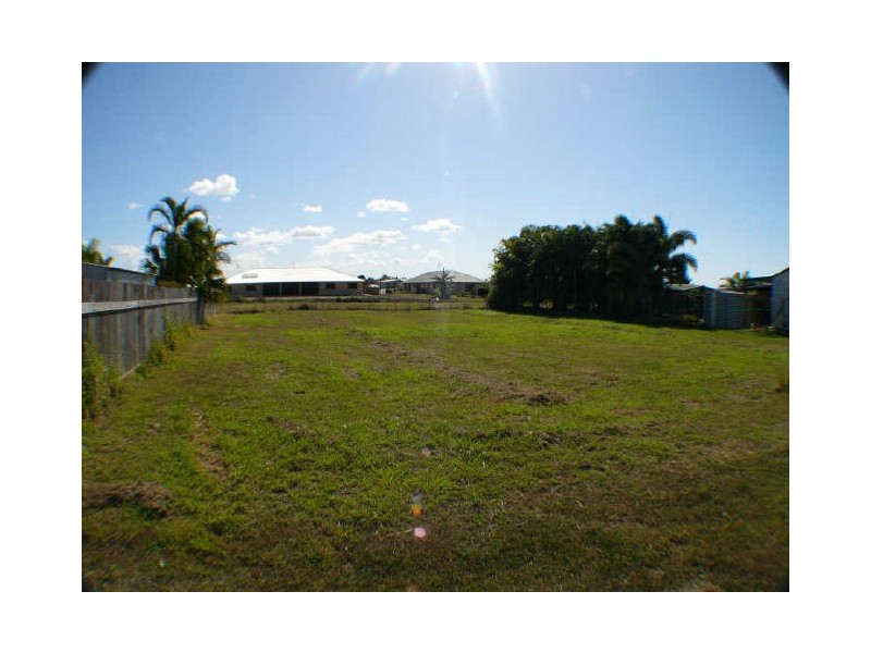 54 Grevillea Av, Innes Park QLD 4670