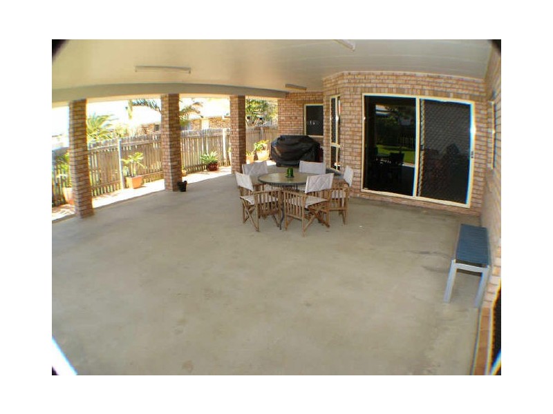 20 Blue Water Drive, Elliott Heads QLD 4670