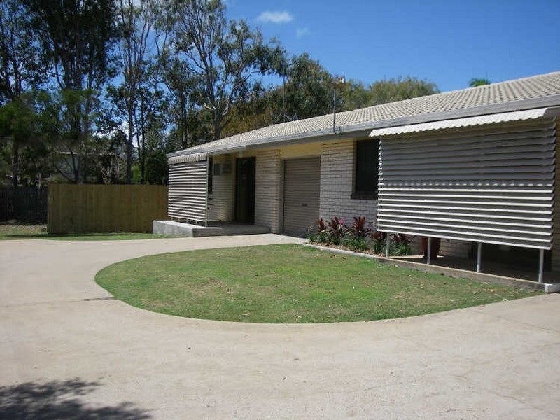 2/50 Holland Street, Bargara QLD 4670