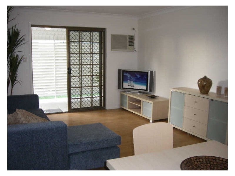 3/50 Holland Street, Bargara QLD 4670