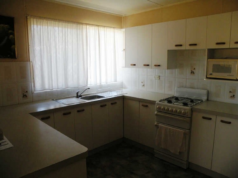 50 Mitchell Street, Elliott Heads QLD 4670