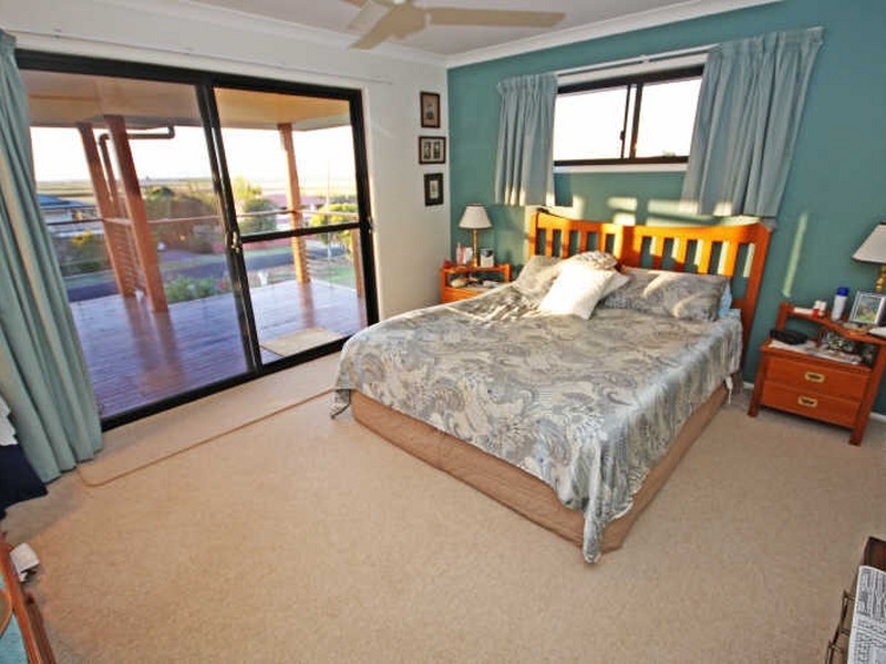 5 Meghan Crescent, Bargara QLD 4670