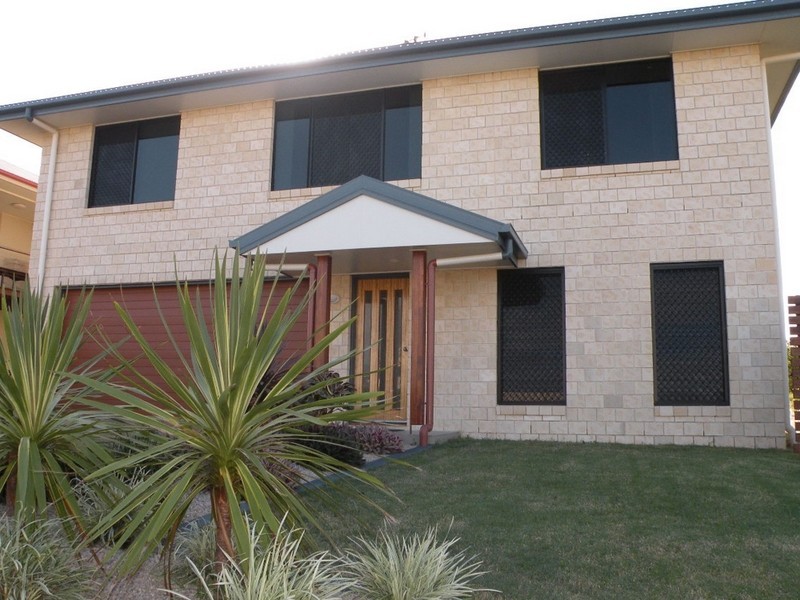 29/5 Robert John Circuit, Coral Cove QLD 4670