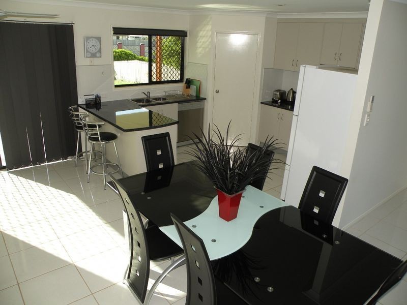 29/5 Robert John Circuit, Coral Cove QLD 4670