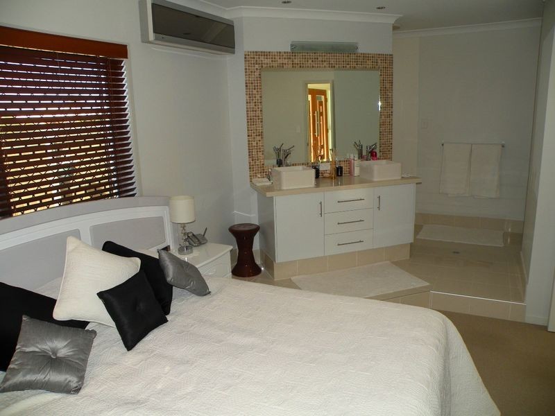 4 Amber Close, Bargara QLD 4670