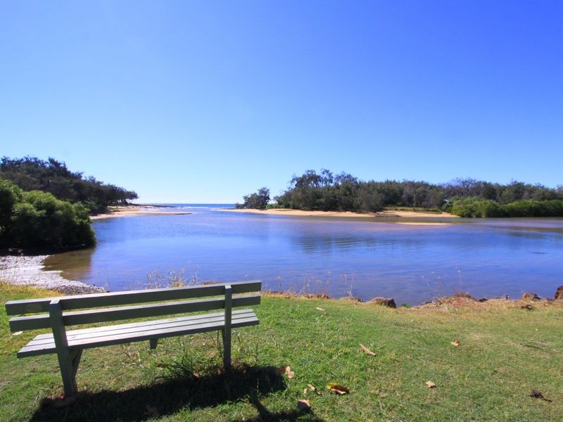 31 Esplanade, Innes Park QLD 4670