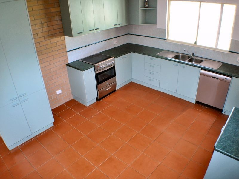 2 Cotton Tree Court, Innes Park QLD 4670